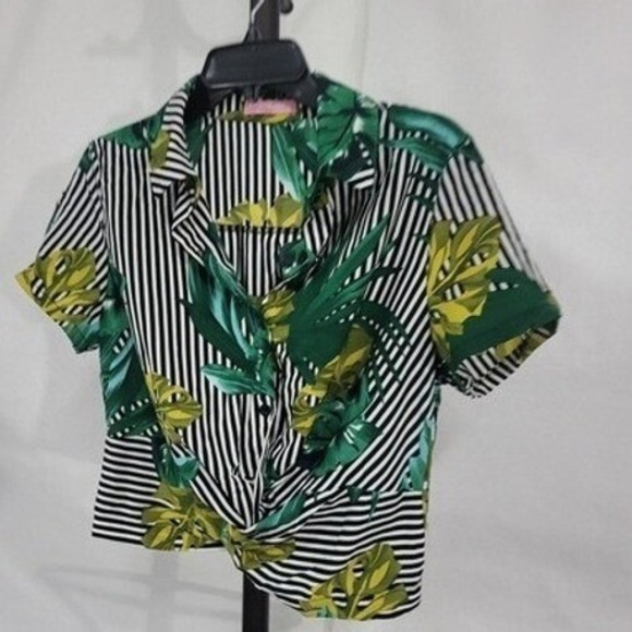 JJ &Fairyland Striped Tropical Print Crop Top Short Sleeve Button Down  Size S - Picture 6 of 8